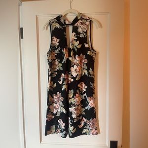 Floral sleeveless dress